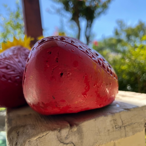 Red Dutch wooden shoe Very large,mostly decorative unless you have a large foot - Picture 5 of 14